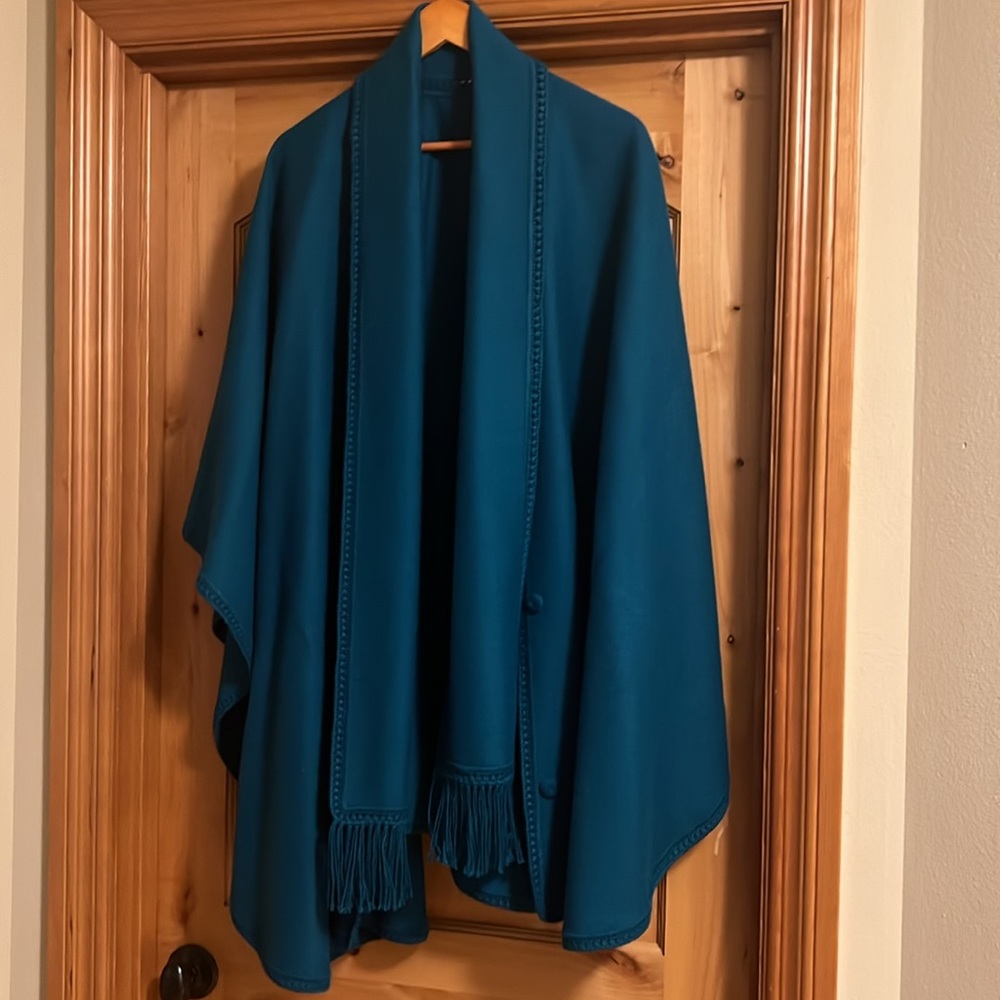 Brand New Peruvian Alpaca Ruana Size O/S - Picture 6 of 6